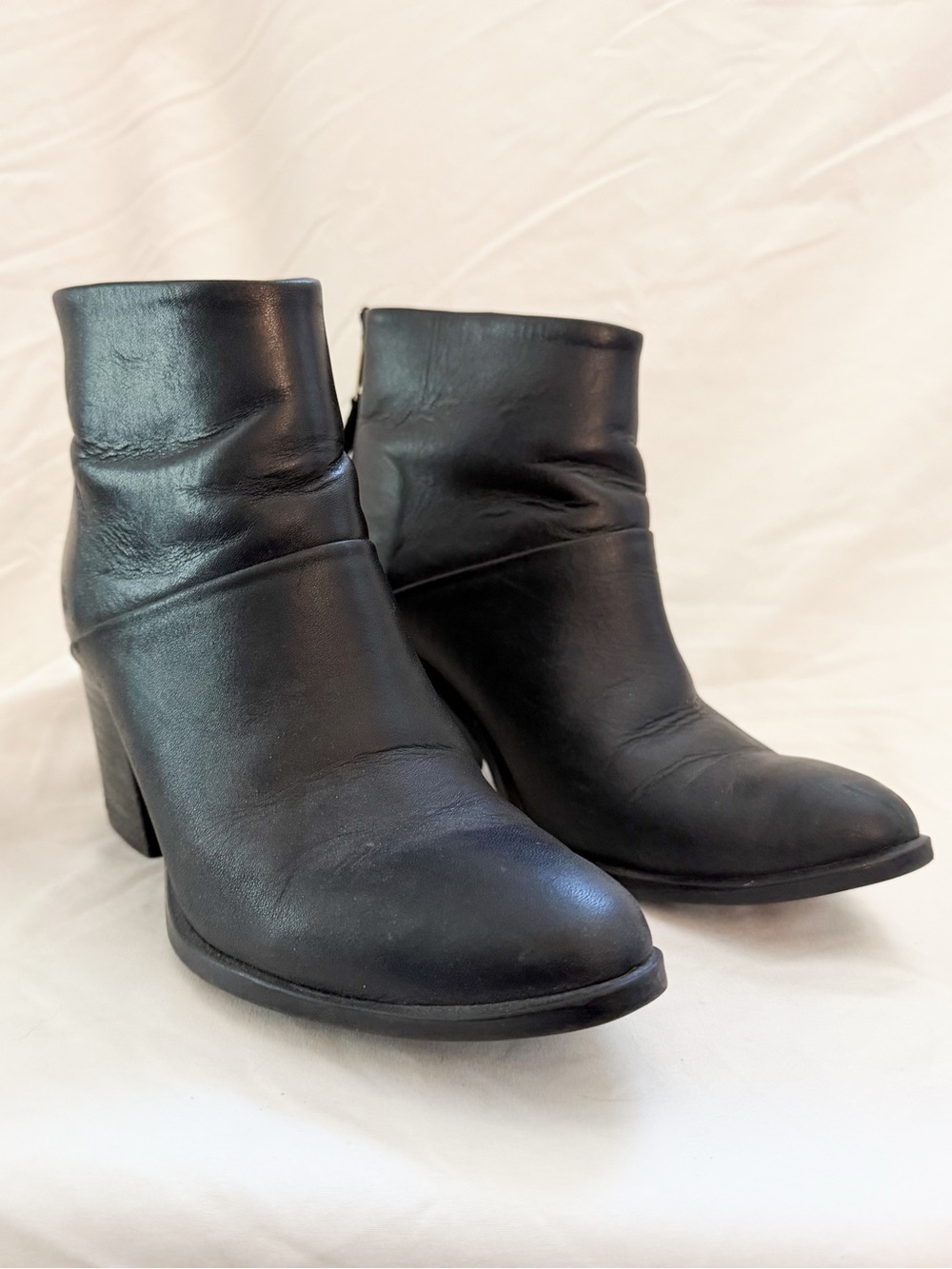 Nisolo Women's All-Weather Leather Ankle Boots